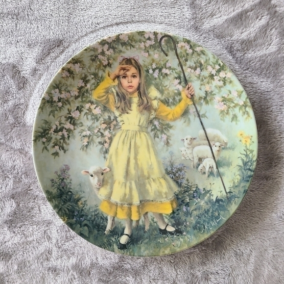 Vintage Other - Vtg 80s Little Bo Peep 8.5" Collectors Plate
